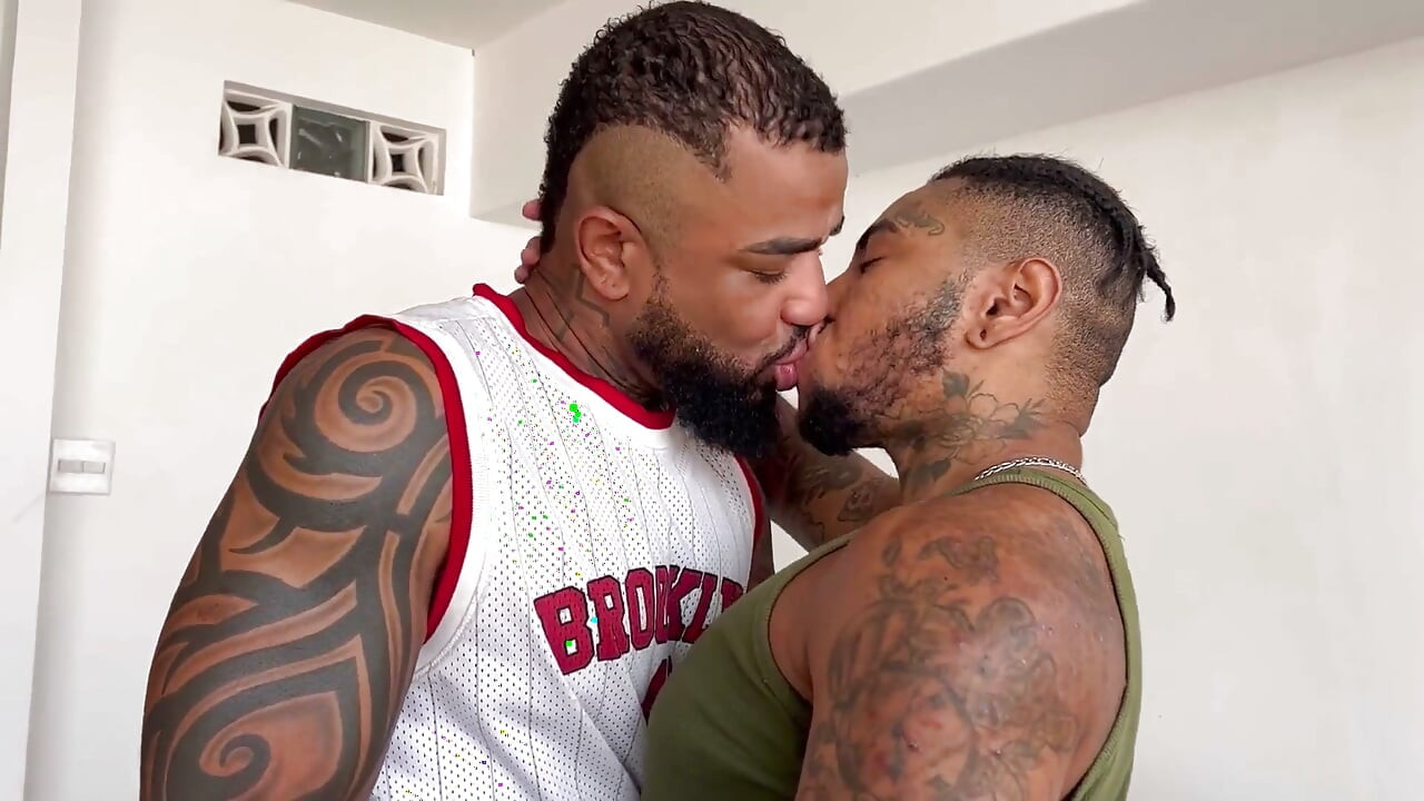 Black Man Big Dick Fucks Ftm After the Game