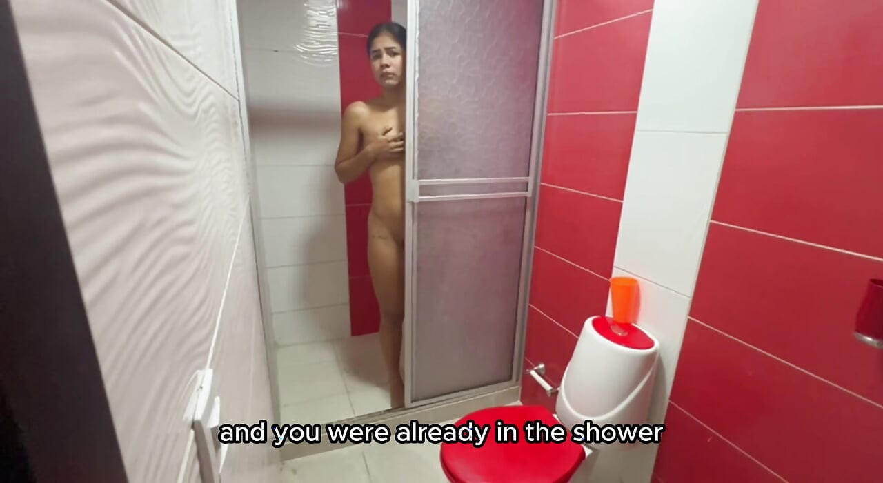 I catch my sister-in-law in the shower and cum in her mouth. english