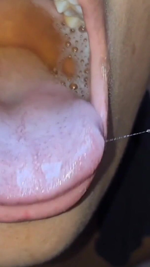 Making a pool of piss and cumming inside her mouth | Clip 1