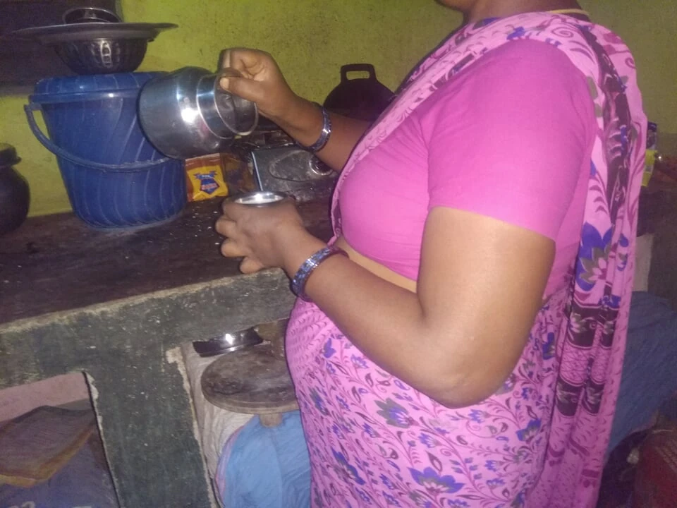 Indian Hot housewife romance hasband in Kitchen