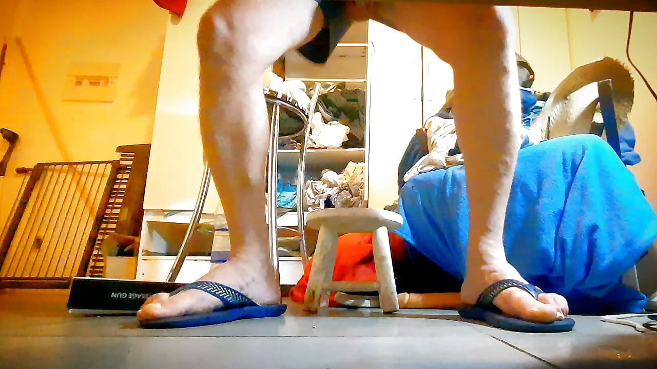 Showing his legs and riding various dildos