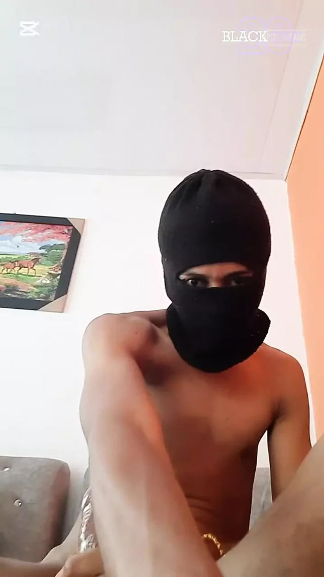 I jerk off well at my friend's house
