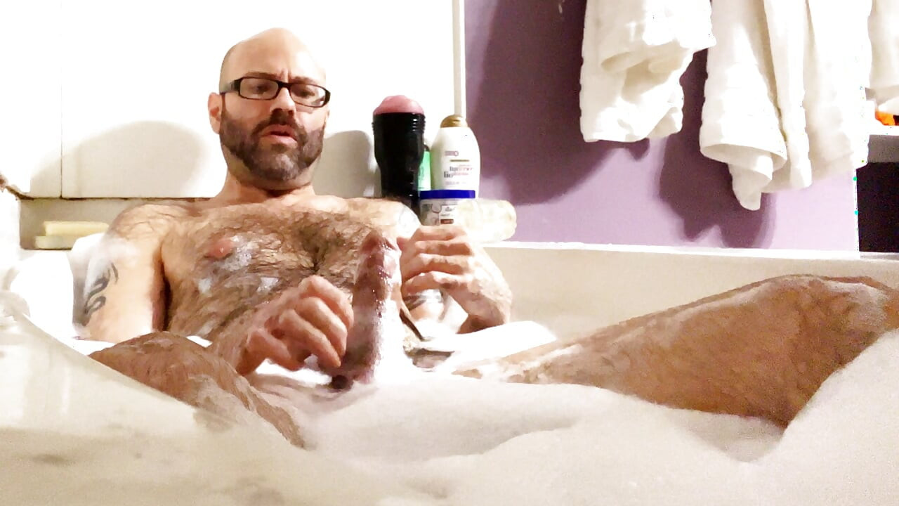 Rub a dub dub a handsome hairy horny daddy in the tub