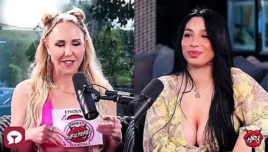 Сессии в центре внимания стрипчата с Hope Heaven и Love Lillyy