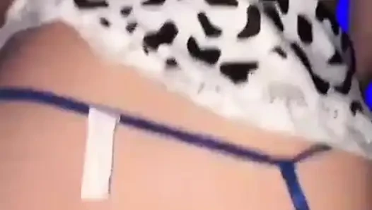 Anal pertama untuk saudara tiriku