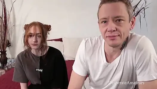 Çaresiz amatörler ateşli seksi salem kızıl saçlı sarışın yaya siren olivia ve aydare ateşli amcıklarını büyük beyaz erkek arkadaşına sert siktiriyor