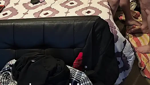 Kocası kafese hapsediliyor, sikiliyor, serbest bırakılıyor