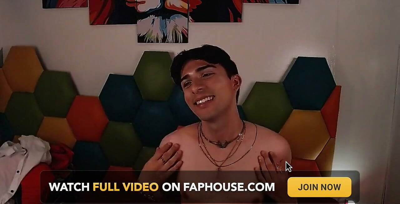 I Like to Undress Very Sensually on Camera for Stepdaddy