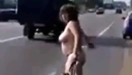 Russian bbw striptease on road