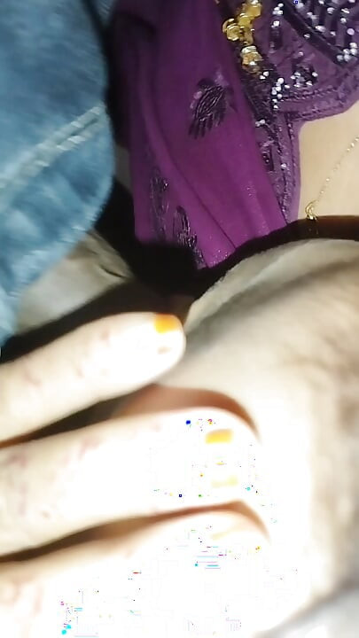 BD Viral video of a sister-in-law sucking her brother-in-law's penis and having sex in doggy style.