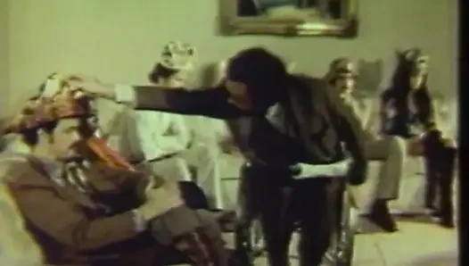 Schwarze und weiße muschi im schlafzimmer lecken