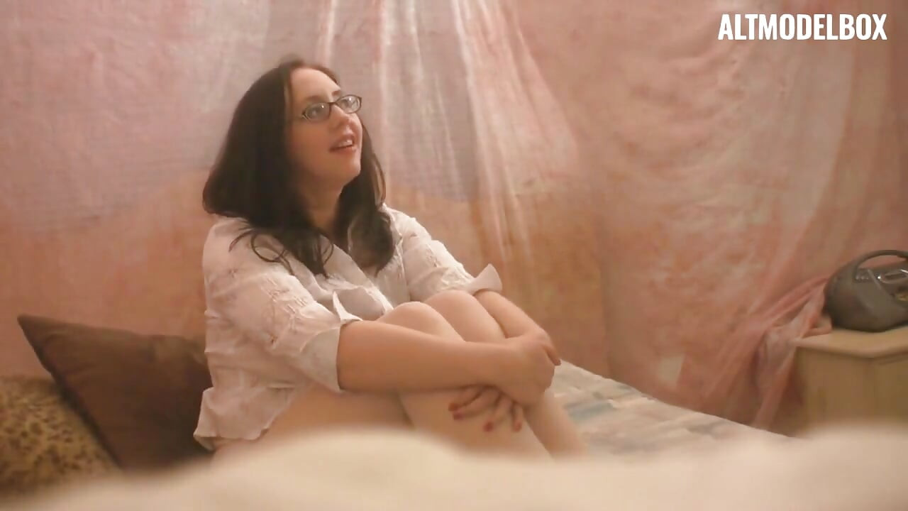 לקחתי את הבתולים שלי אבל אני מעדיפה סקס אנאלי