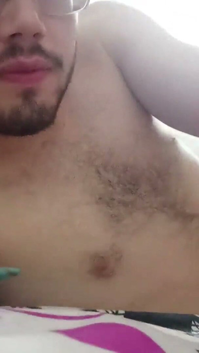 Big brunette ass makes me cum and saggy tits I wish you could taste this delicious woman | Clip 1