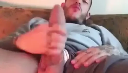 Seksi adam büyük çük masturbing