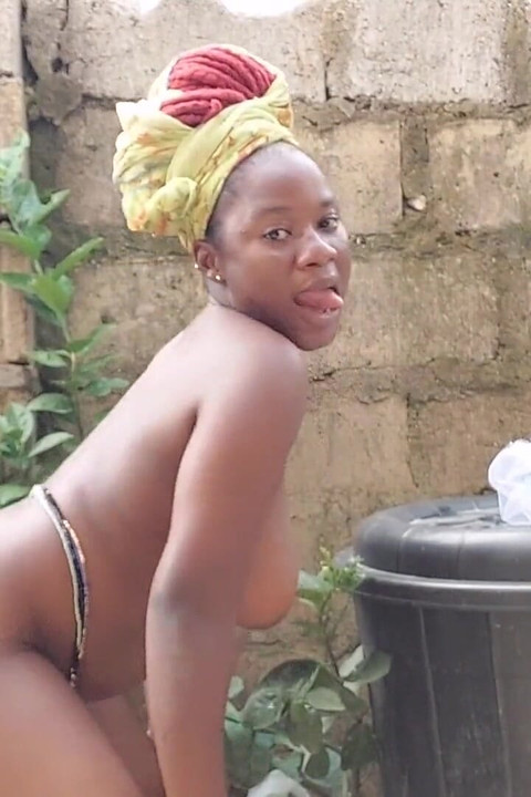Solo Girl