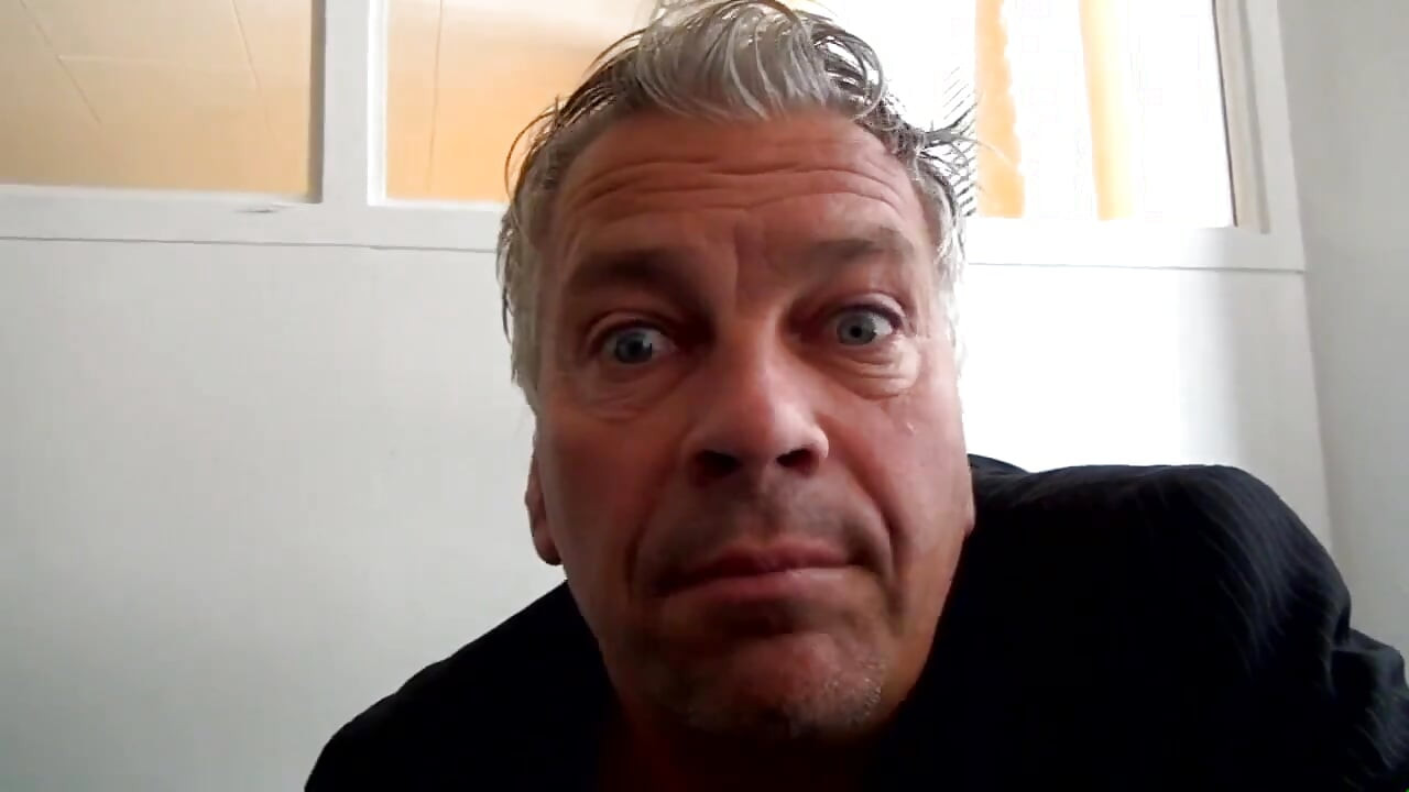 Casal maduro fodendo no escritório