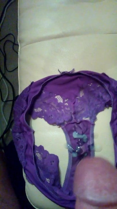 Cunning on girlfriends dirty panties