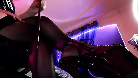 Bdsm seksi ayak fetişi sahibe eva lateks dominatrix