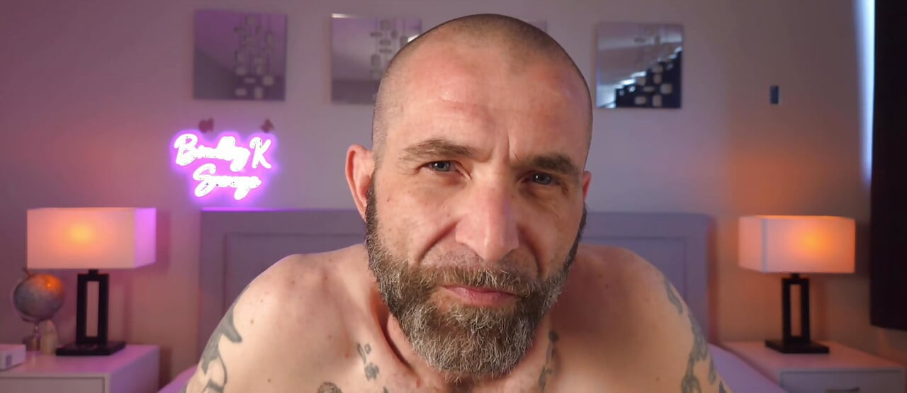 Daddy’s hole needs a good cleaning