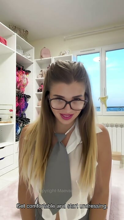 I masturbate my soaked just before going to school