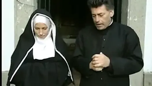 Шаловливые монахини 3