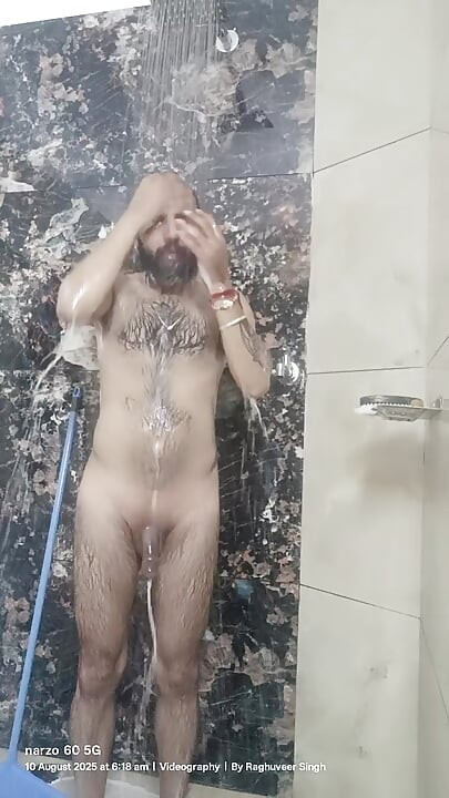 Indian Desi Gay enjoy shower with neighbour uncle and live friends