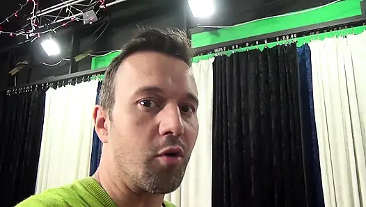 Memek tante seksi dengan toket besar dientot habis-habisan