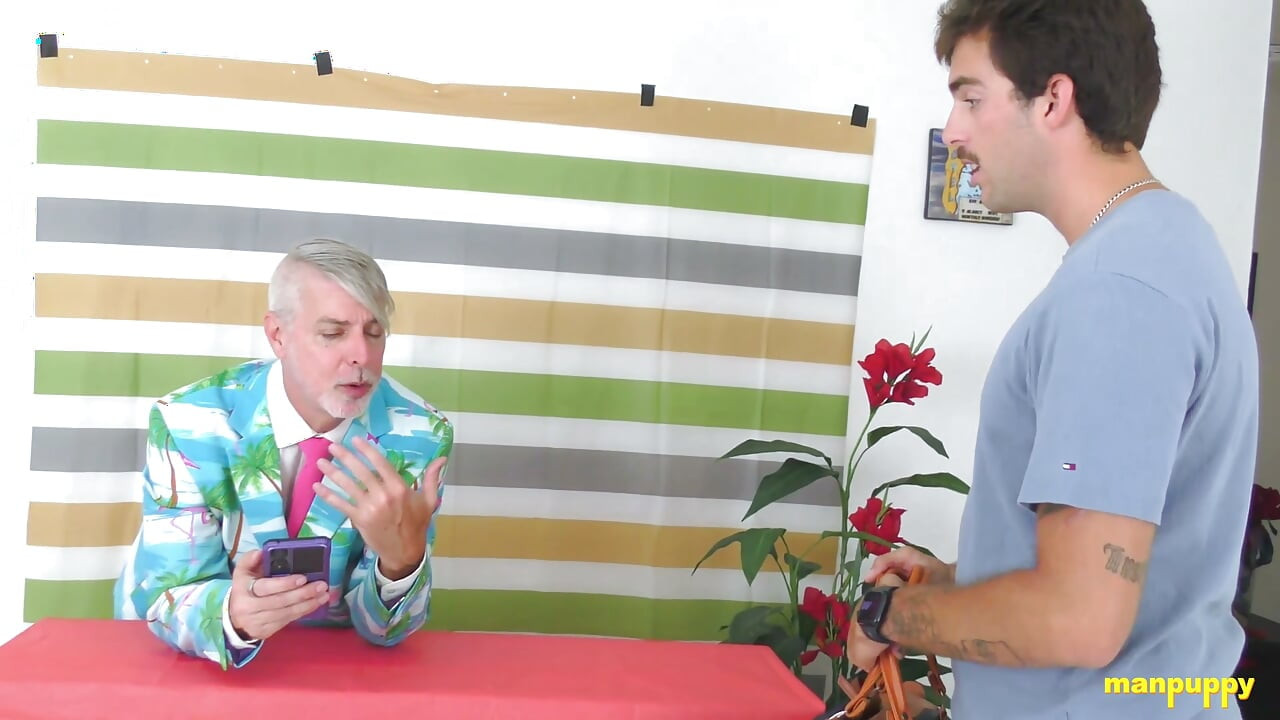 ManPuppy Richard Lennox Humiliates Paul Trip At the Airport Security Desk