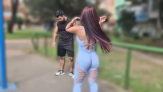 Kocamın Arkadaşına Verdim, Beni Egzersiz Yaparken Gördükten Sonra Heyecanlandı