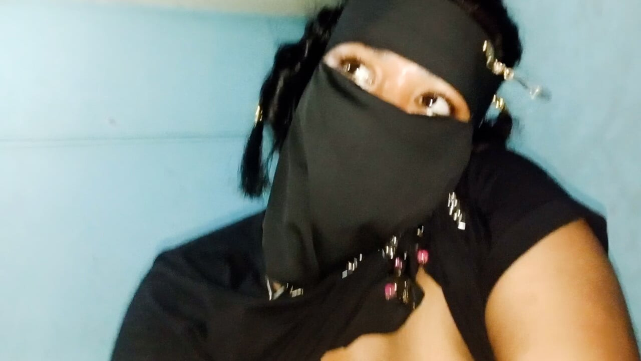 Hot Bengali speaking friend's wife fucked with condom 🫦