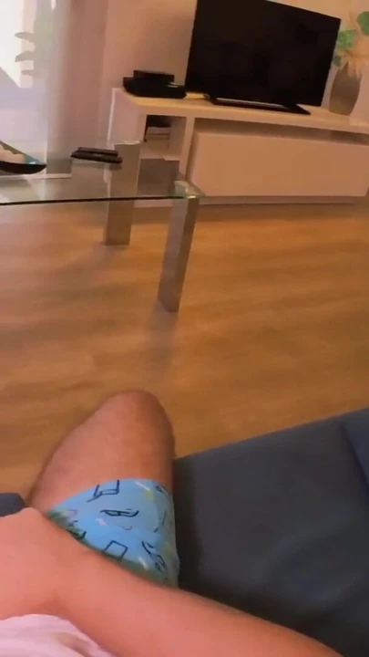 Mora se videti trenutak od "Greškom sam uzeo vijagru i maćeha me traži da zatvorim oči! Da mi ona moћe pomoжi! Ali kako?"