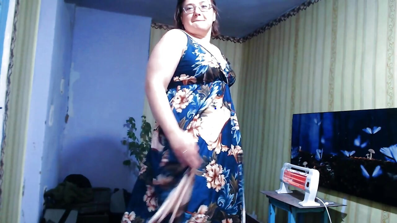 좋은 분위기의 핫한 소녀와 핫한 댄스