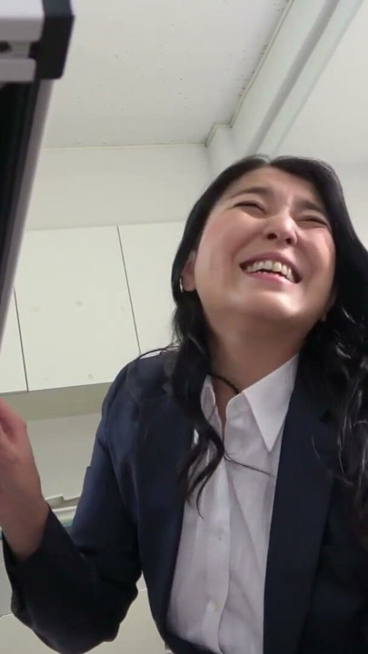 I can't resist the temptation of my wife's mother, who works at the same workplace and has a voluptuous body - Seika Toyosaki | Clip 1