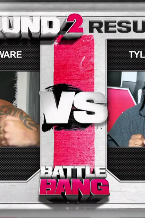 Pelacur pirang mengikat kakinya untuk dong besar