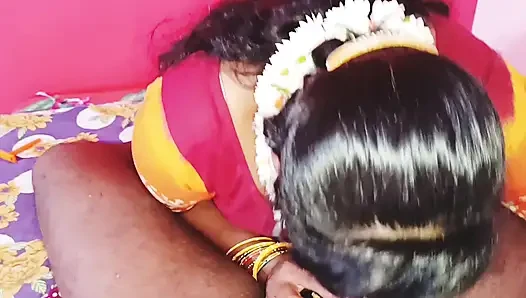 Hintli güzel sari üvey anne üvey oğlu Telugu ile edepsizce konuşuyor.