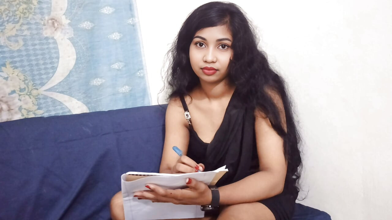 Sexy _toma stepfather is giving his stepdaughter sex education and also engaging in sexual intercourse with her.