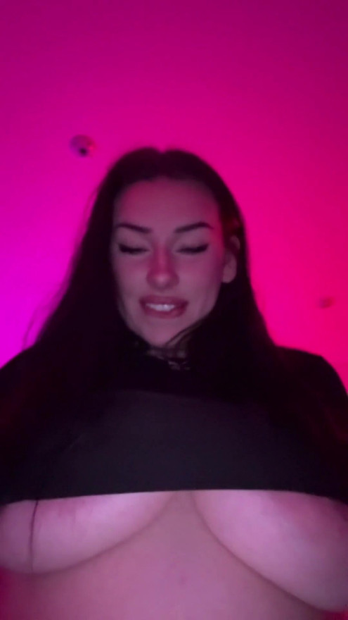 Gótica mamãe sexy striptease JOI conversa suja | Clipe 3
