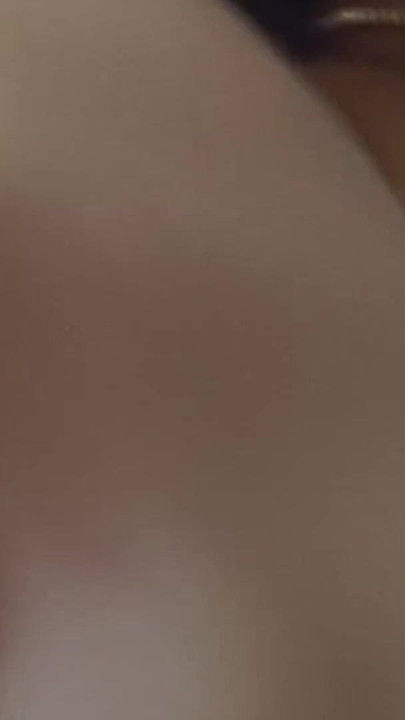 Ateşli Hintli seksi evli kadın üvey babasıyla seks yapıyor | Klip 2