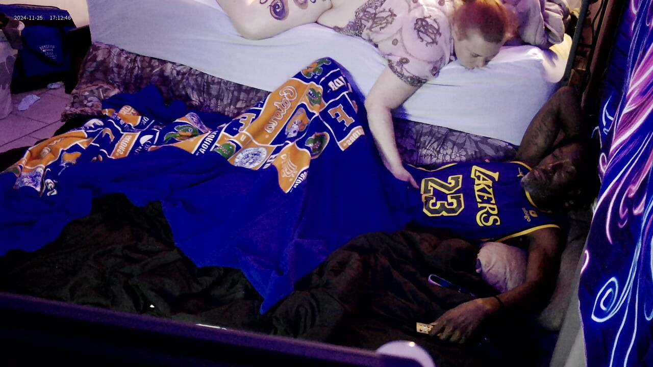 Vani munje, mogu li leći s tobom, veliki polubrate?