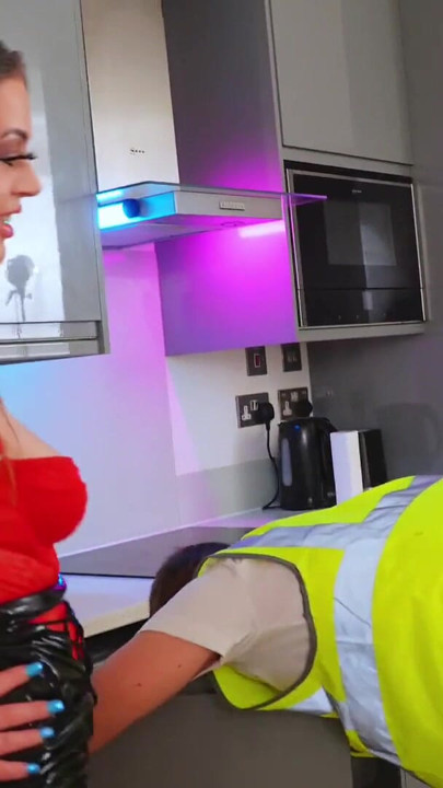 Creampie Plumber | Clip 1
