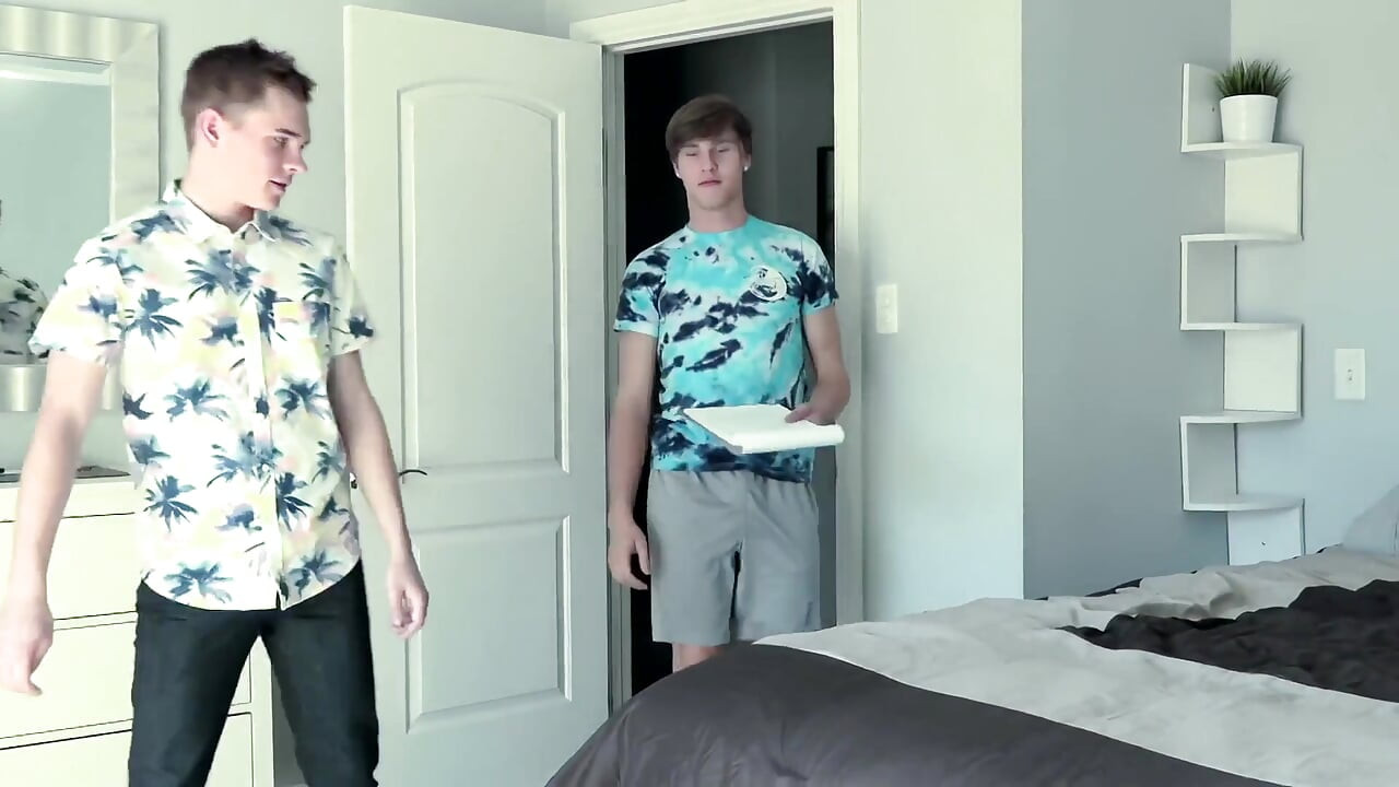 흑형 대물 에게 따먹히는 거유 밀프