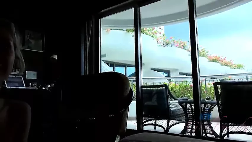 Carmen Caliente fucking hard in Singapore