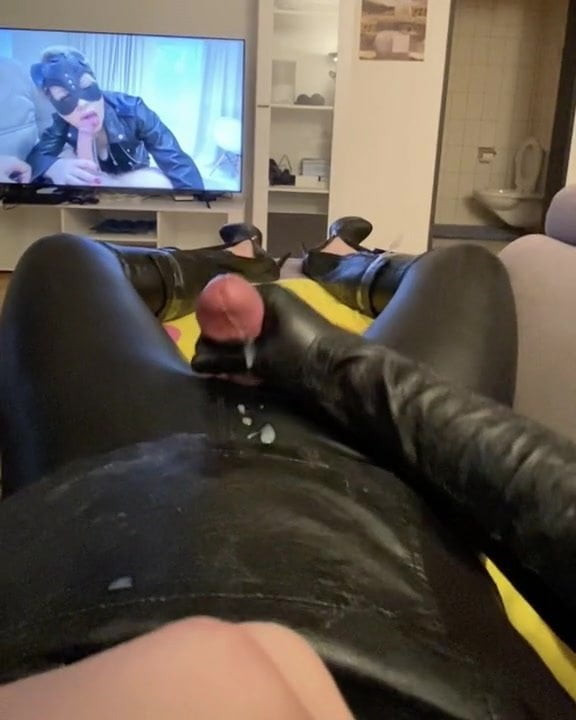 Having fun in full leather