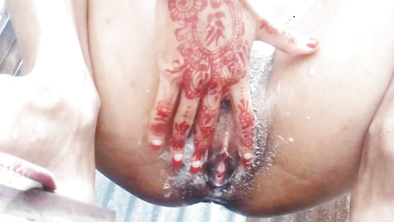 Bangladeshi village girl viral video in bathroom