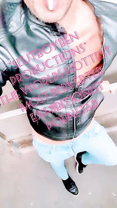 Slutboyben CAM4 Sexy Pornstar Exhibitionist Benjamin Exposed in Public