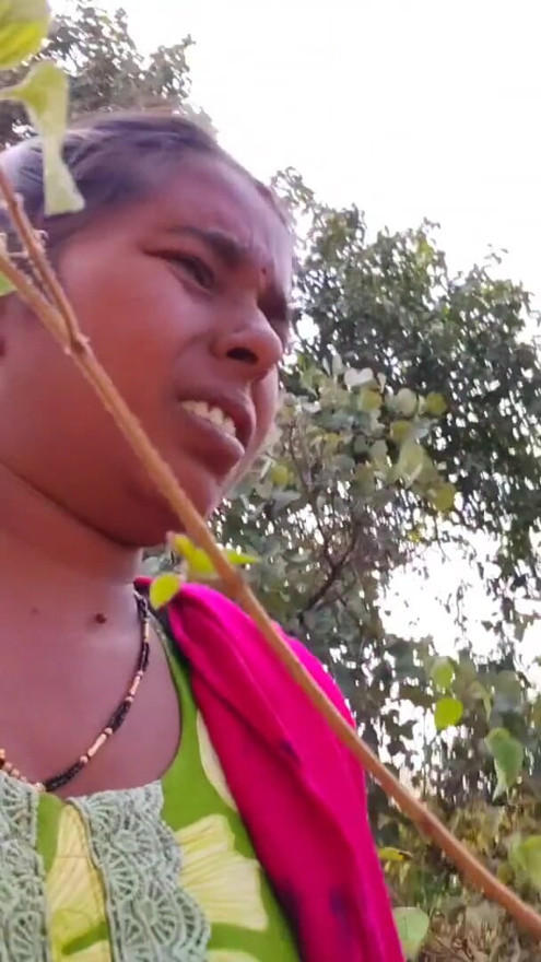 Desi Village Story - Bhabhi used to pluck Karvand fruits from the forest and sell them in the city - hindi audio xxx movies. | Clip 2