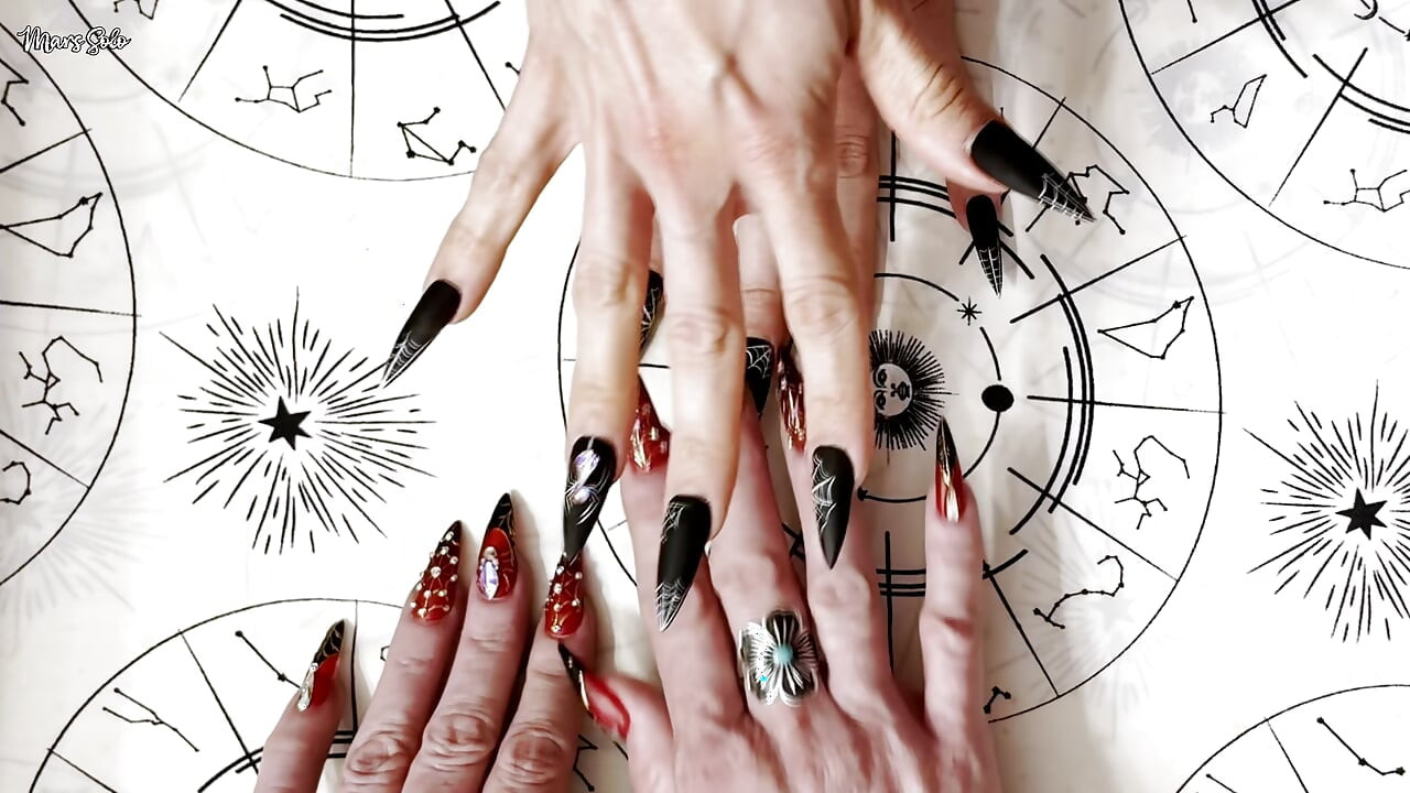 Fingernail Asmr - okouzlující vrtění prstů, klepání na nehty a vyjádření ruky