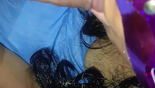 Mengisap kontol dalam-dalam