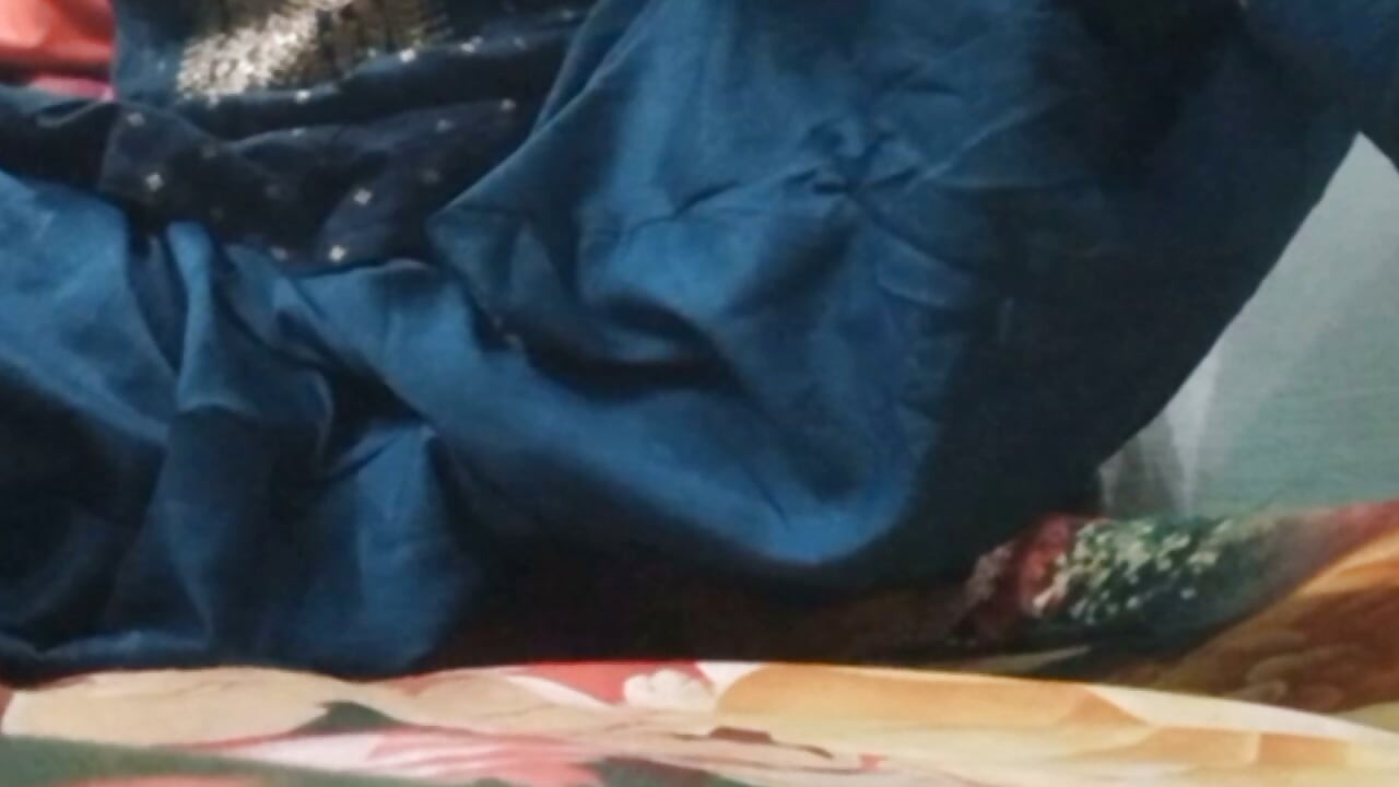INDIAN Crossdresser Trans ( SHEMALE ) Ass Fuck Self Fuck