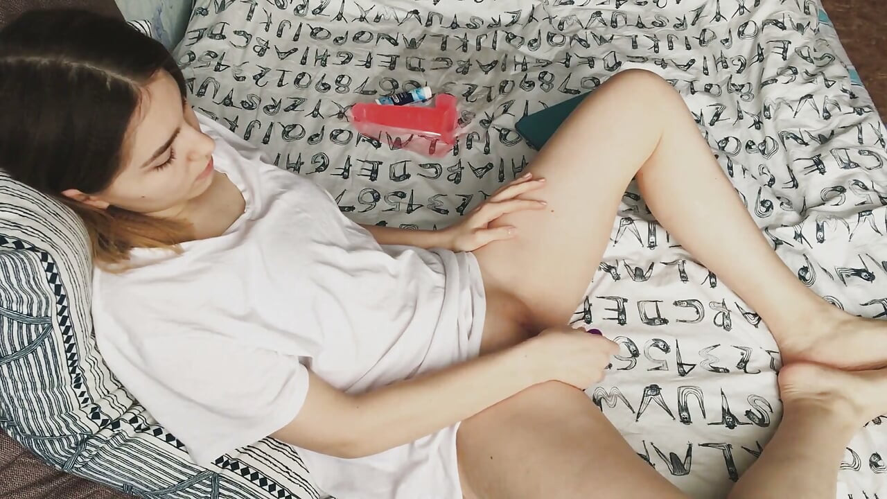 She Was Bored Playing Pubg and She Is Started Playing with Dildo - Moans!